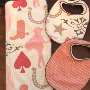 Dwell Baby bib and burp cloth